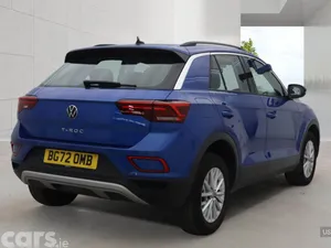 Volkswagen T-Roc SUV, Diesel, 2023, Blue