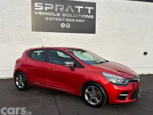 Renault Clio Hatchback, Diesel, 2016, Red