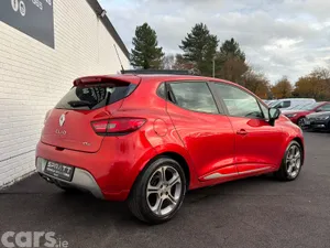 Renault Clio Hatchback, Diesel, 2016, Red