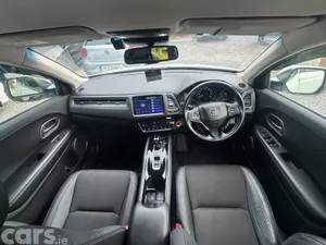 Honda Vezel Estate, Petrol Hybrid, 2019, White