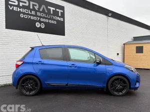 Toyota Yaris Hatchback, Petrol Hybrid, 2020, Blue