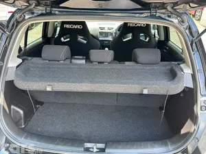 Suzuki Swift Hatchback, Petrol, 2015, Black
