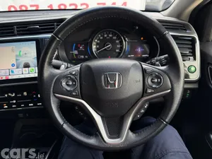 Honda Grace Saloon, Petrol Hybrid, 2017, Silver