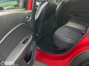 Renault Captur Hatchback, Petrol, 2020, Red