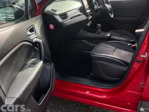 Renault Captur Hatchback, Petrol, 2020, Red