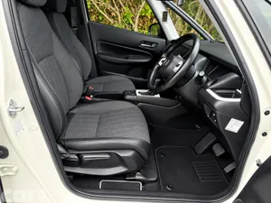 Honda Fit Hatchback, Petrol Hybrid, 2022, White