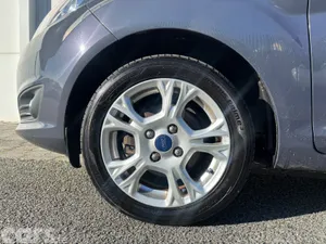 Ford Fiesta Hatchback, Petrol, 2015, Blue