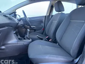 Ford Fiesta Hatchback, Petrol, 2015, Blue
