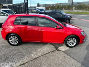 Volkswagen Golf Hatchback, Petrol, 2016, Red
