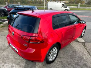 Volkswagen Golf Hatchback, Petrol, 2016, Red