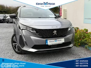 Peugeot 5008 MPV, Diesel, 2024, Grey