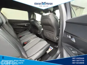 Peugeot 5008 MPV, Diesel, 2024, Grey