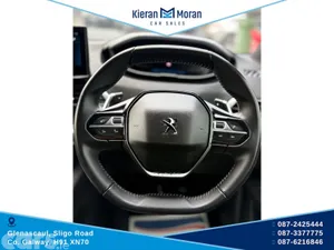 Peugeot 5008 MPV, Diesel, 2024, Grey