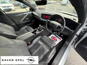 Opel Astra Hatchback, Petrol, 2023, Grey