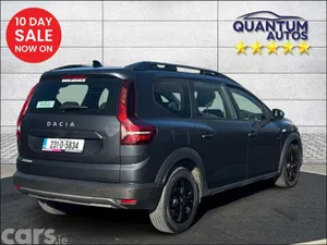 Dacia Jogger MPV, Petrol, 2023, Grey