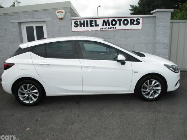Opel Astra Hatchback, Petrol, 2020, White