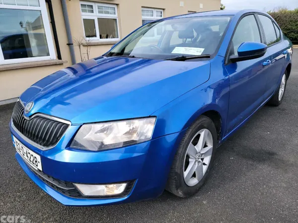 Skoda Octavia Saloon, Diesel, 2015, Blue