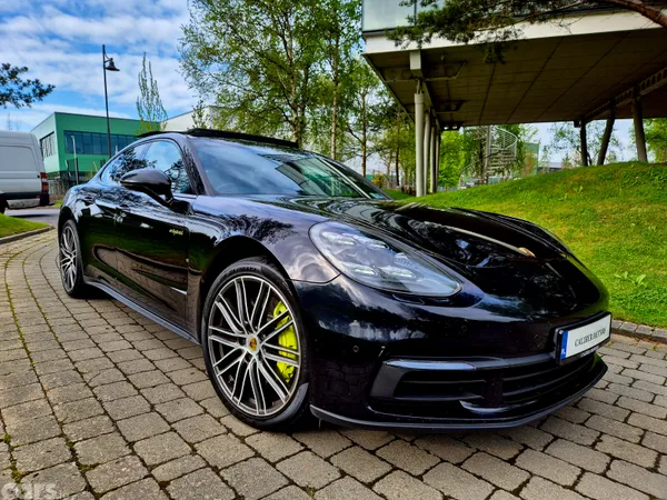 Porsche Panamera Hatchback, Petrol Plug-in Hybrid, 2017, Black