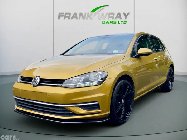 Volkswagen Golf Hatchback, Diesel, 2018, Yellow
