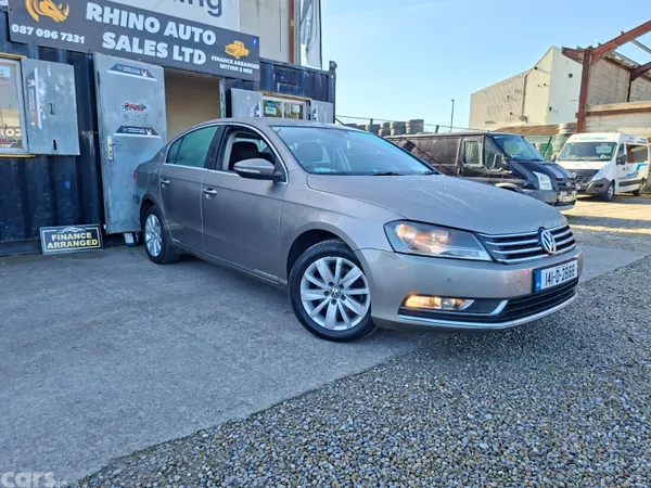 Volkswagen Passat Saloon, Diesel, 2014, Brown