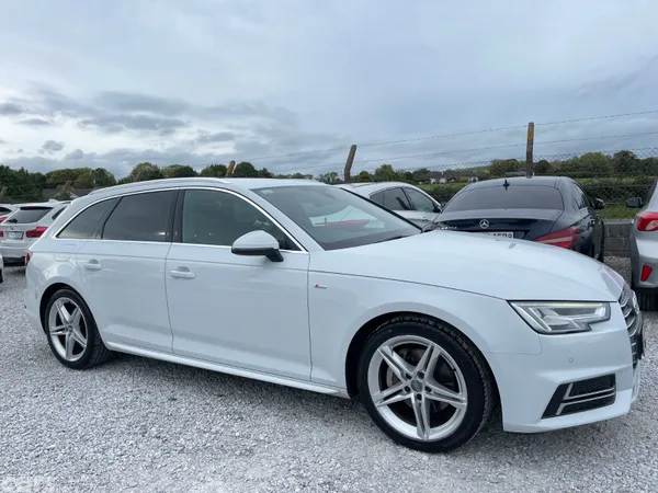 Audi A4 Estate, Diesel, 2017, White