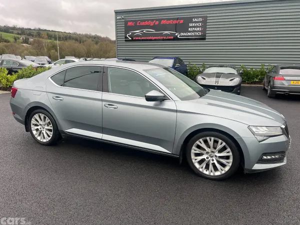 Skoda Superb Hatchback, Diesel, 2021, Grey
