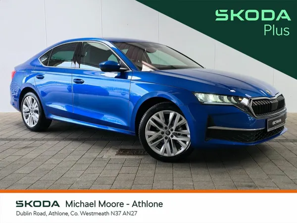 Skoda Octavia Saloon, Diesel, 2027, Blue