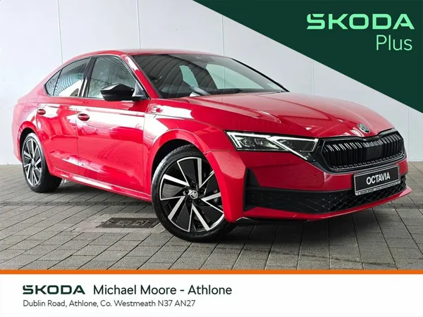 Skoda Octavia Saloon, Diesel, 2027, Red