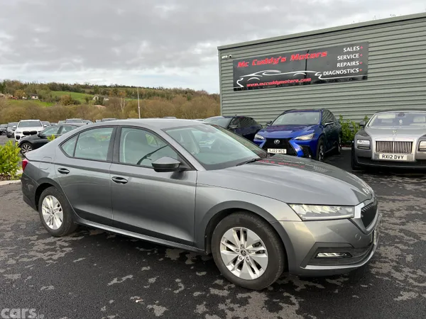 Skoda Octavia Hatchback, Diesel, 2022, Grey