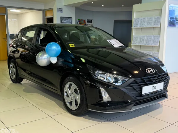 Hyundai i20 Hatchback, Petrol, 2027, Black