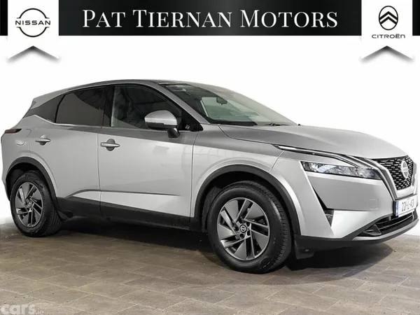 Nissan Qashqai MPV, Petrol, 2022, Grey