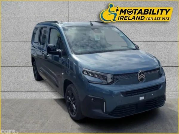 Citroen Berlingo Multispace MPV, Diesel, 2026, Antiqua Blue