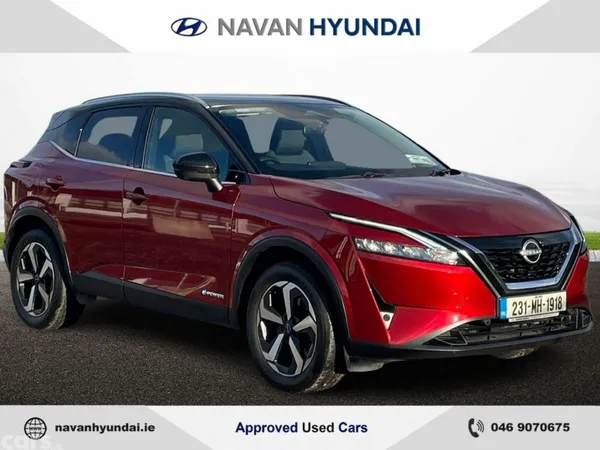 Nissan Qashqai MPV, Petrol Hybrid, 2023, Red