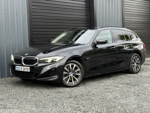 BMW 3-Series Estate, Petrol Hybrid, 2022, Black
