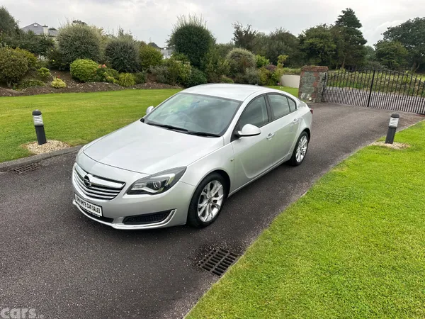 Opel Insignia Hatchback, Diesel, 2014, Silver