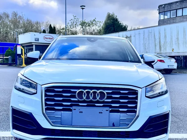Audi Q2 SUV, Petrol, 2017, White