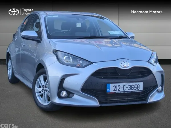 Toyota Yaris Hatchback, Petrol, 2021, Grey