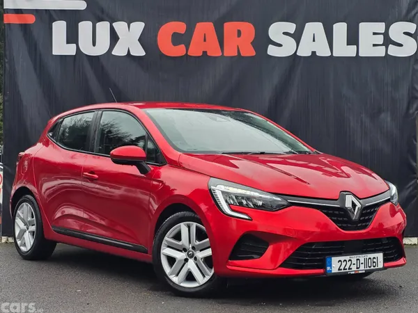 Renault Clio Hatchback, Petrol, 2022, Red