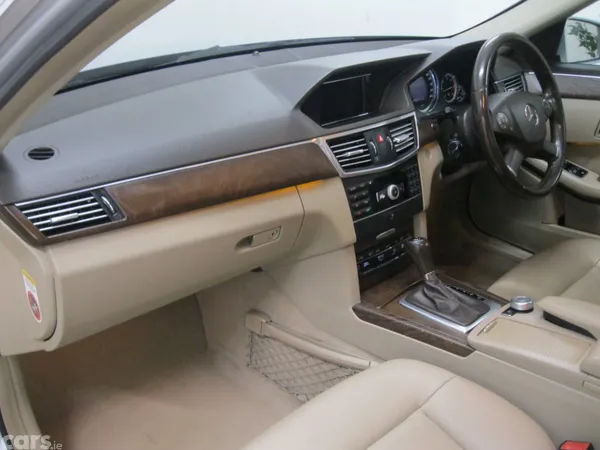 Mercedes-Benz E-Class Saloon, Diesel, 2011, Silver