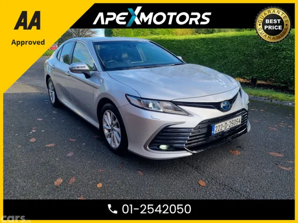 Toyota Camry Saloon, Petrol Hybrid, 2022, Silver