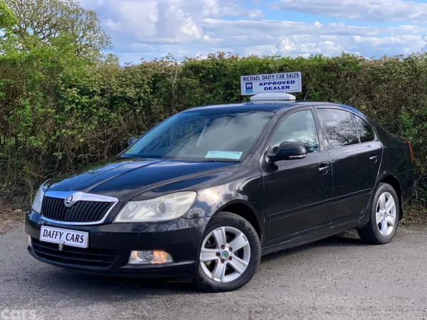 Skoda Octavia Hatchback, Diesel, 2012, Black
