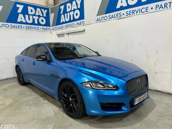 Jaguar XJ Saloon, Diesel, 2016, Blue