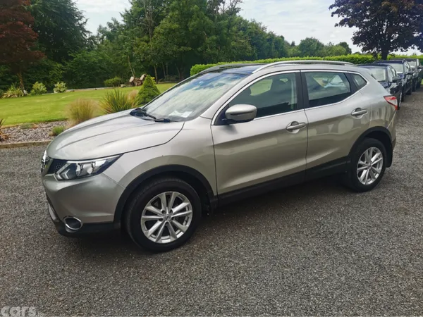 Nissan Qashqai MPV, Diesel, 2016, Silver