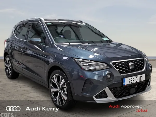 SEAT Arona Hatchback, Petrol, 2025, Grey