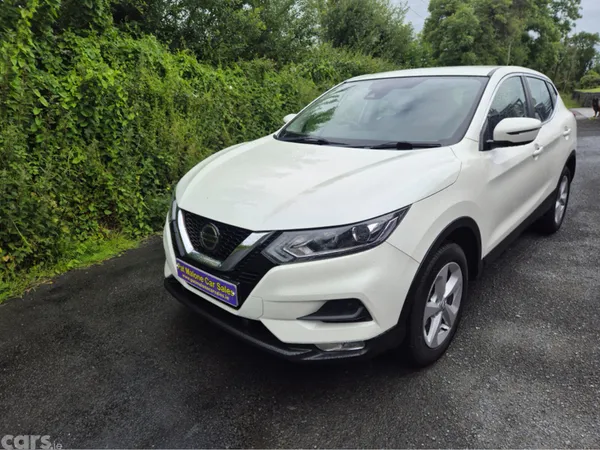 Nissan Qashqai Hatchback, Diesel, 2019, White