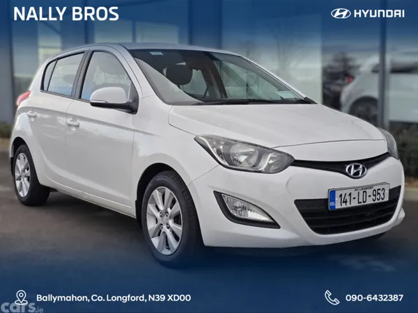Hyundai i20 Hatchback, Diesel, 2014, White