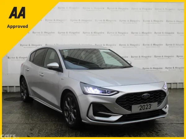 Ford Focus Hatchback, Petrol, 2023, Silver