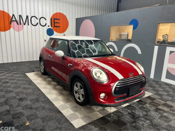 Mini Cooper Hatchback, Diesel, 2017, Red