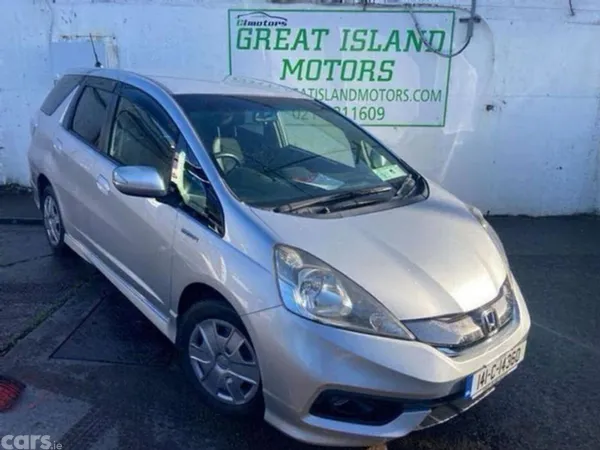 Honda Shuttle Hatchback, Petrol Hybrid, 2014, Silver