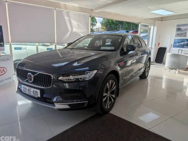Volvo V90 Estate, Diesel, 2022, Blue